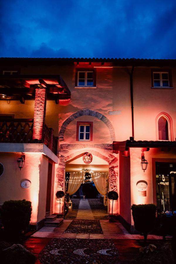 Tenuta Montezeglio Country Family House Invorio Inferiore Esterno foto